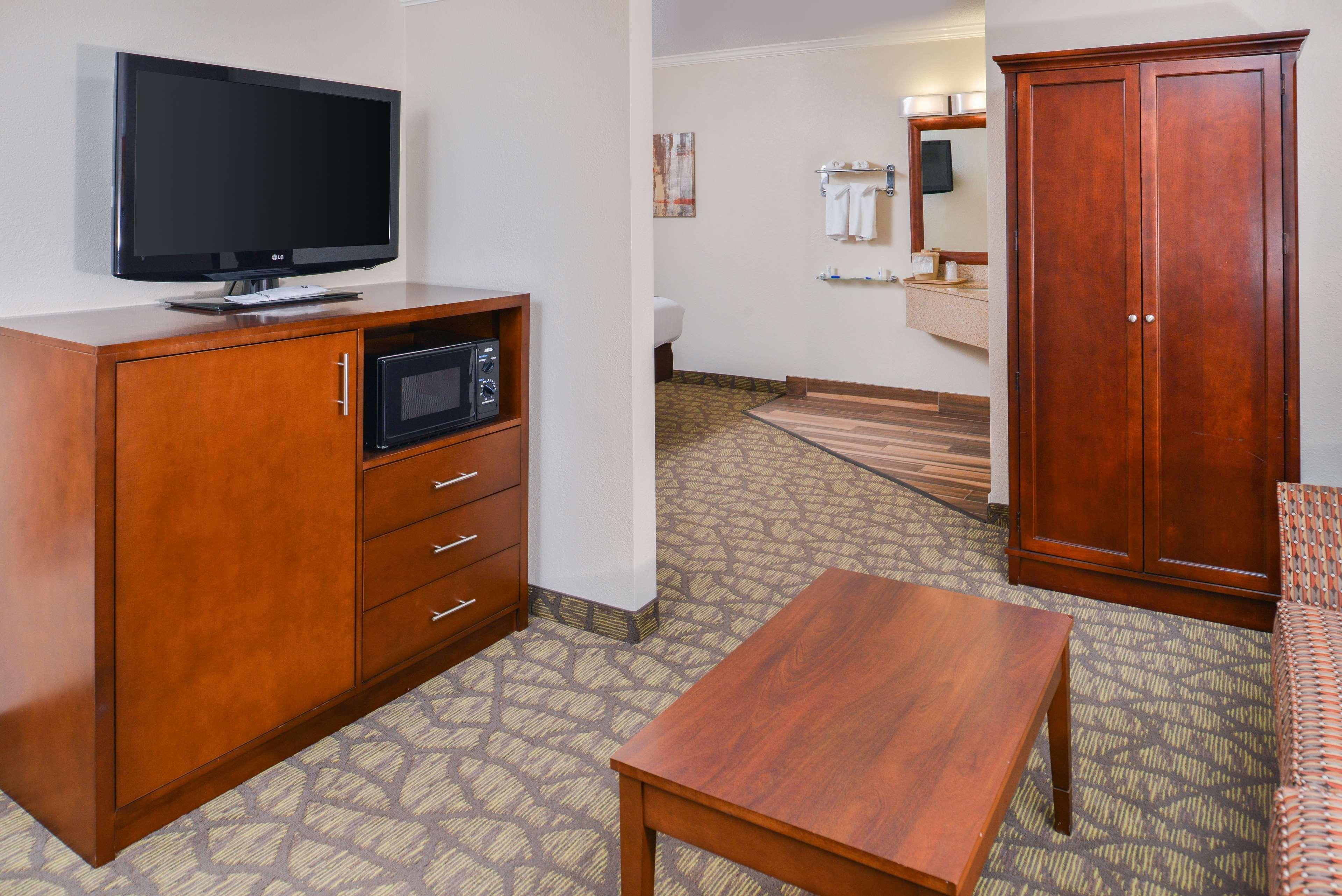 Best Western Of Hartland Exterior photo