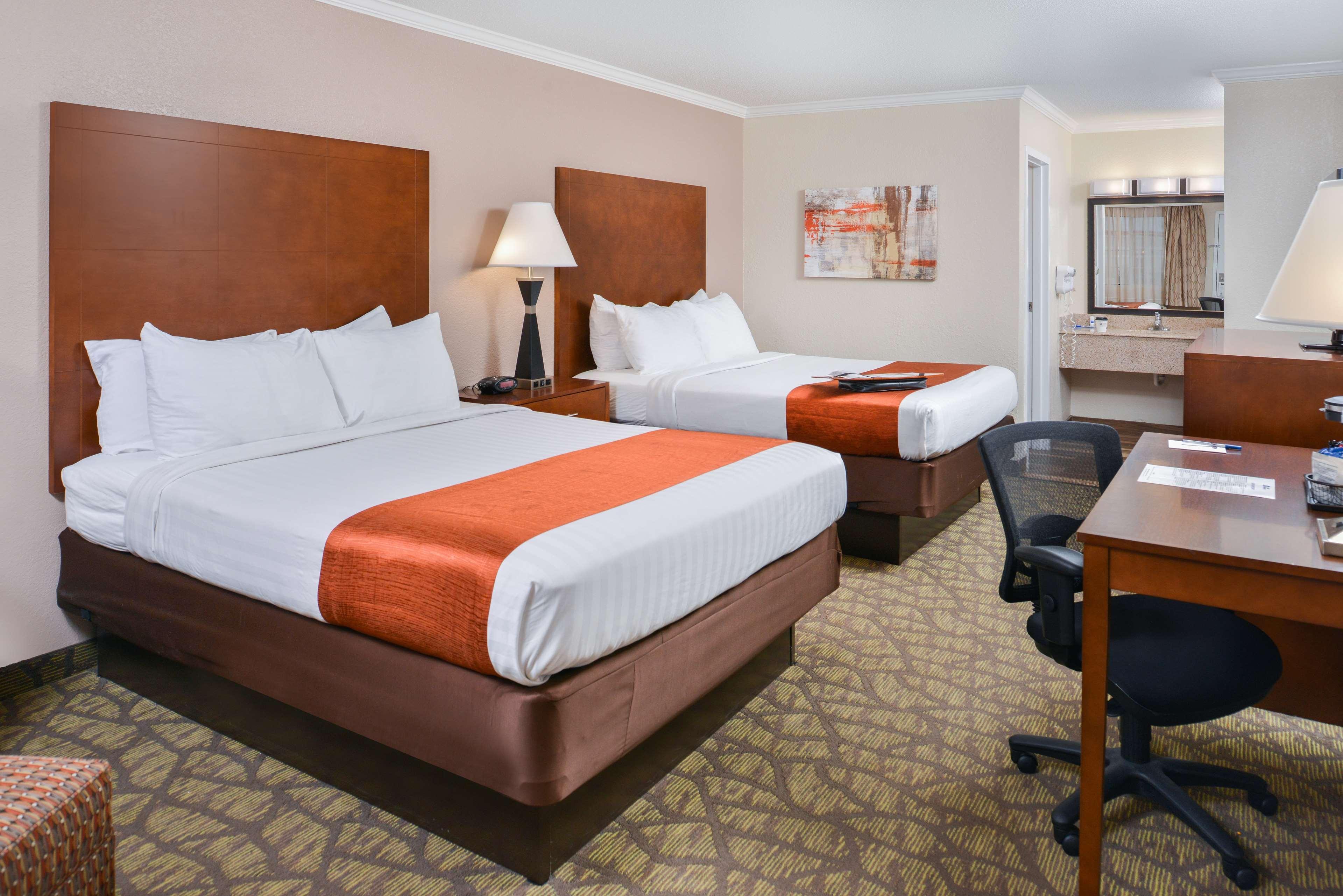 Best Western Of Hartland Exterior photo